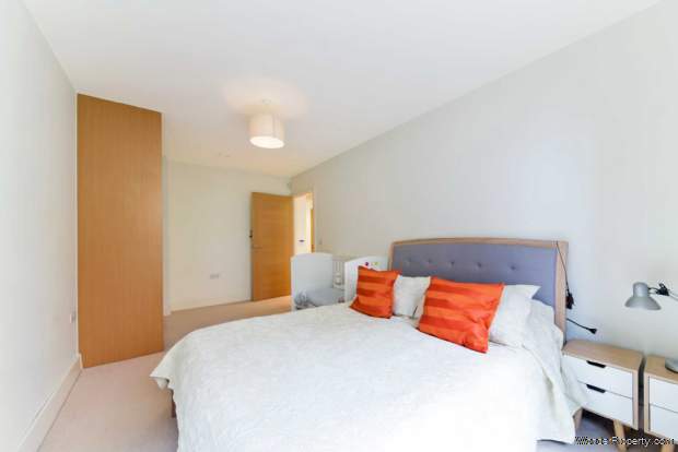 Additional Property Image 1 bedroom Apartment for sale in Brentford Lock West 12
