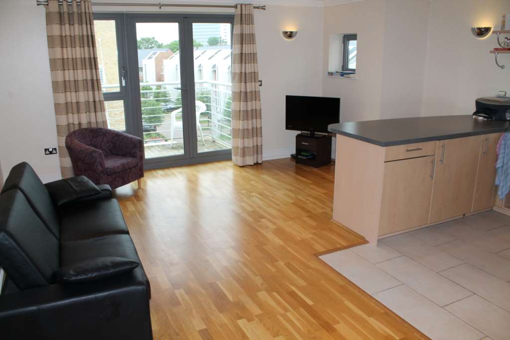 Additional Property Image 2 bedroom Apartment to rent in Brentford 2