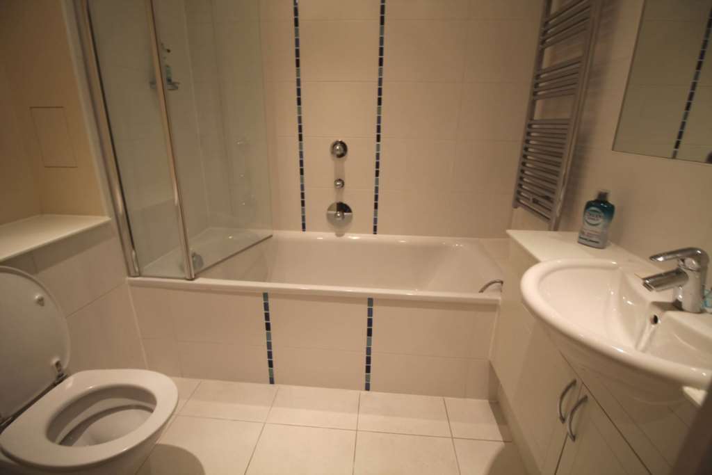 Additional Property Image 2 bedroom Apartment to rent in Brentford 12