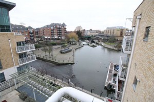 1 bedroom Apartment for sale in Brentford