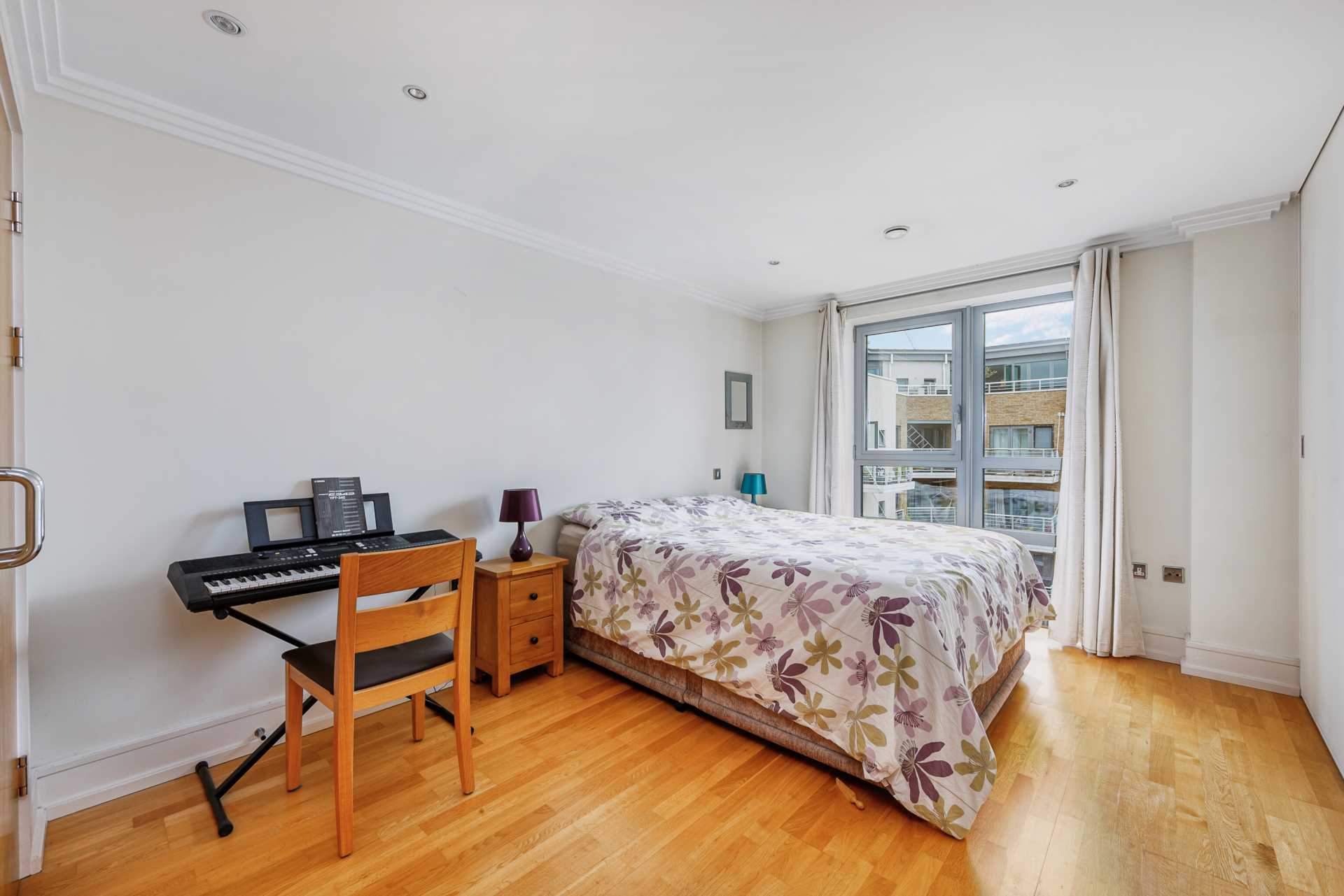 Additional Property Image 1 bedroom Apartment for sale in Brentford 3