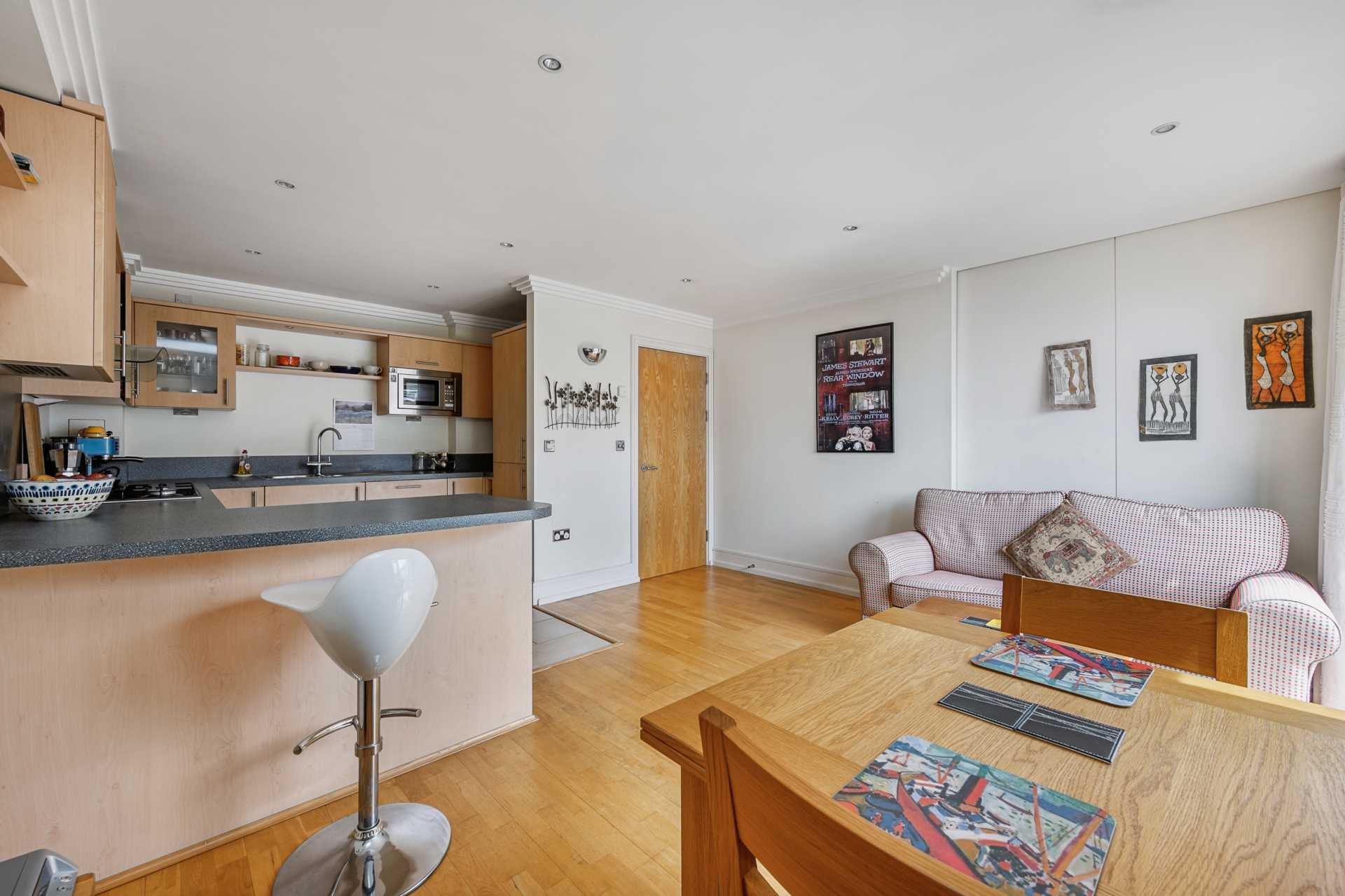 Additional Property Image 1 bedroom Apartment for sale in Brentford 4