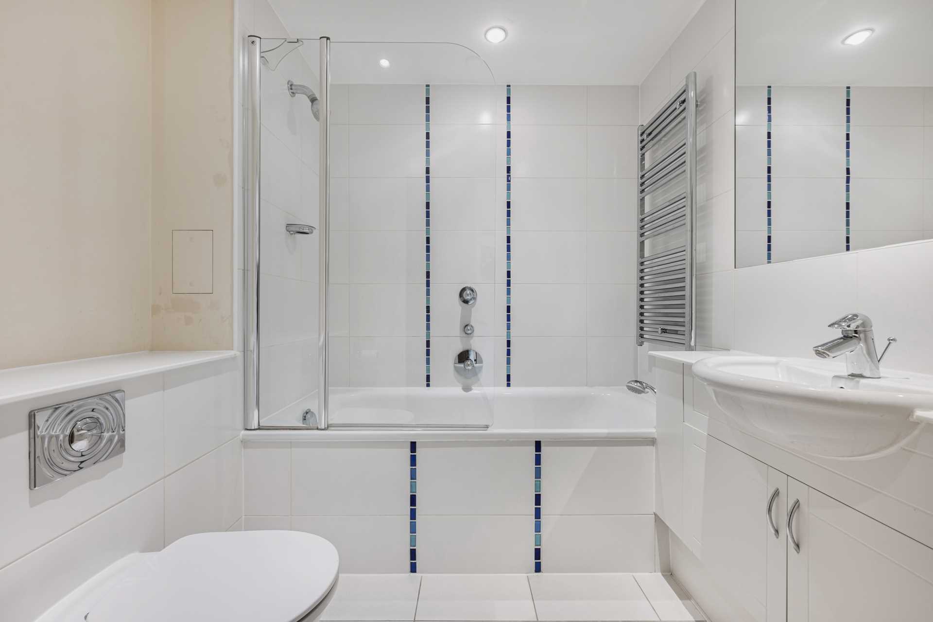Additional Property Image 1 bedroom Apartment for sale in Brentford 7
