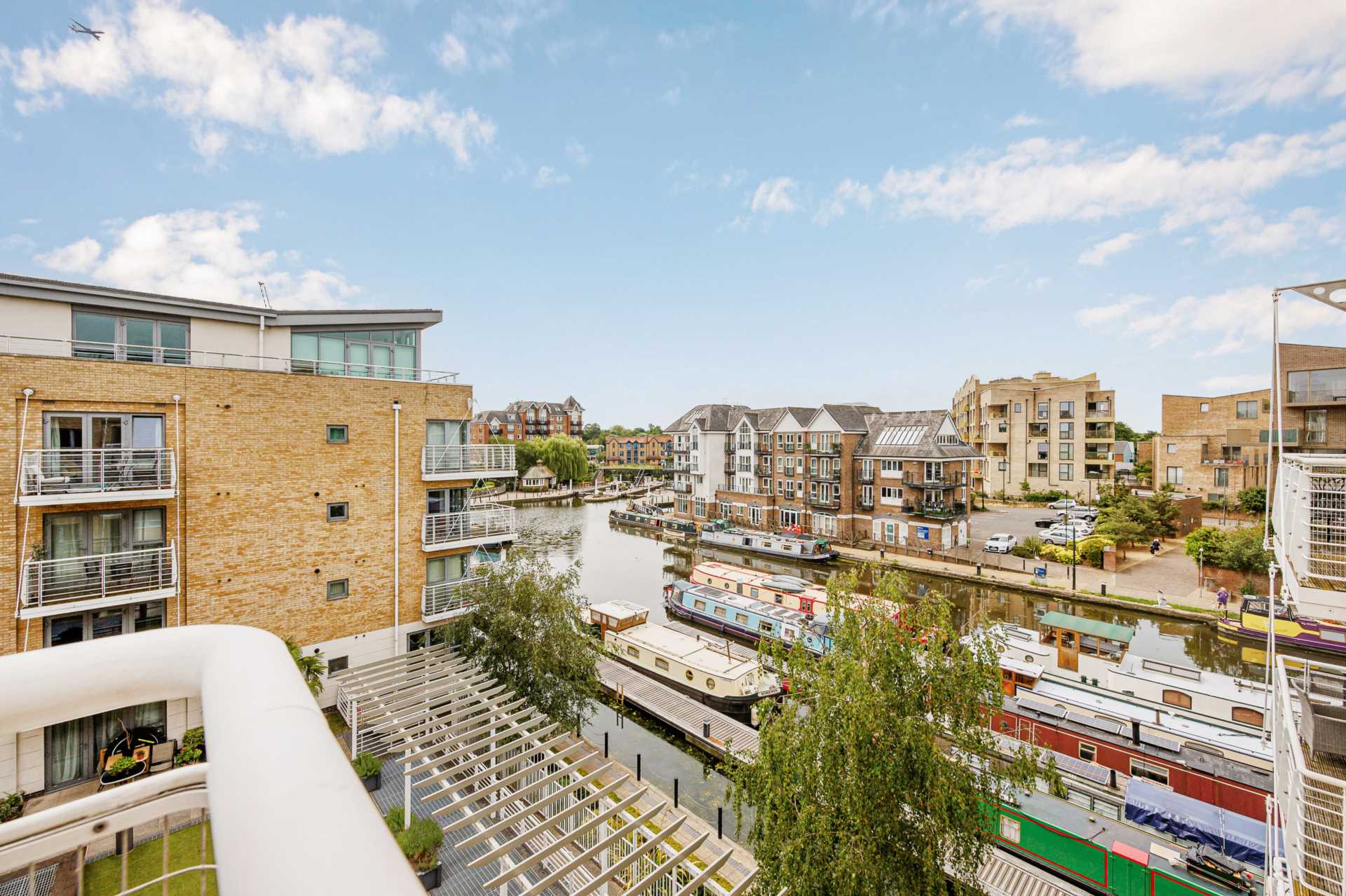 Additional Property Image 1 bedroom Apartment for sale in Brentford 8