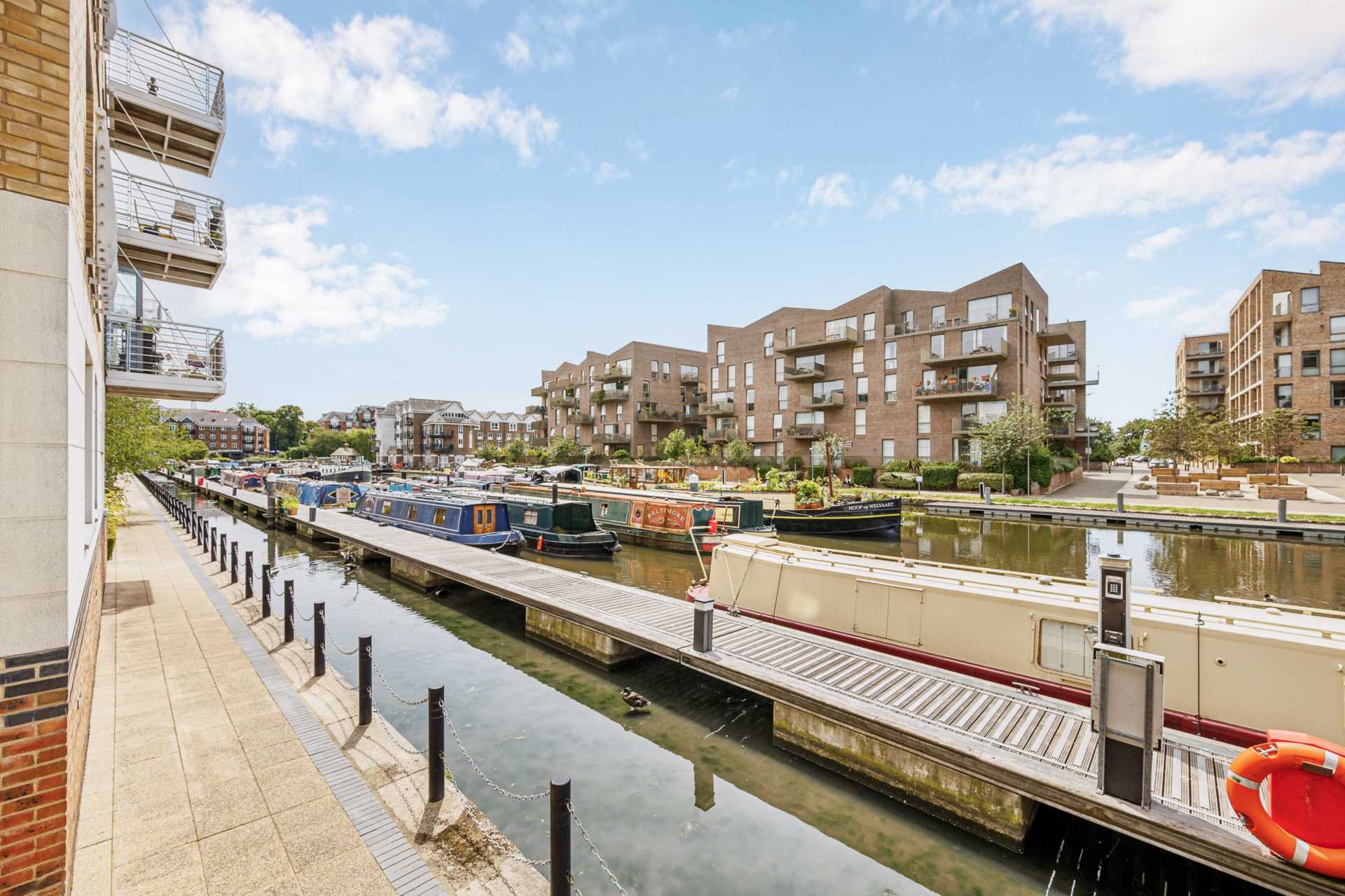 Additional Property Image 1 bedroom Apartment for sale in Brentford 9
