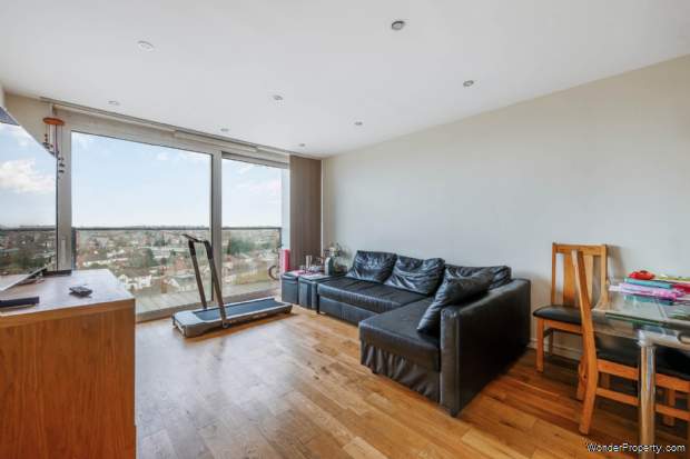Additional Property Image 2 bedroom Apartment for sale in Hounslow 2