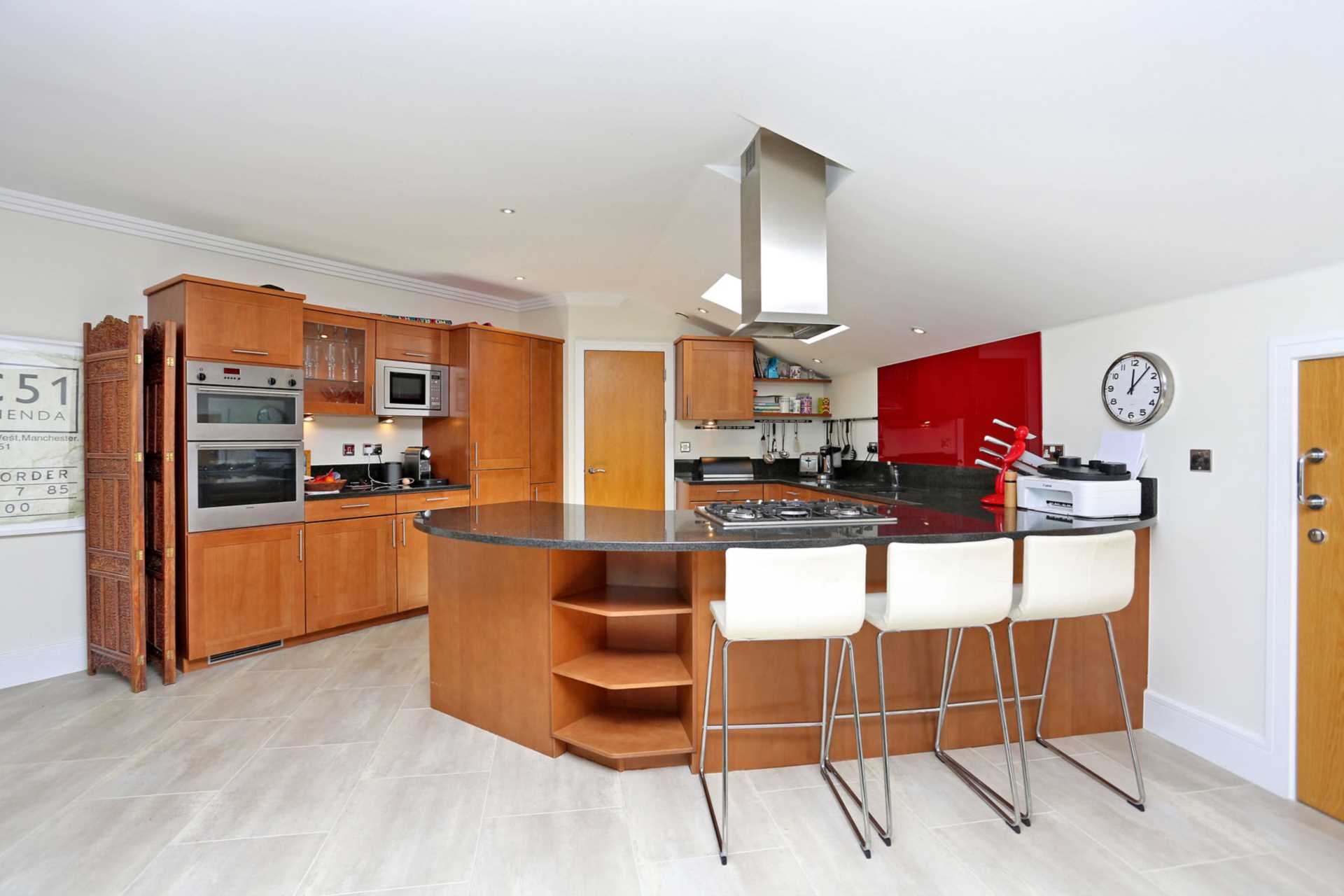 Additional Property Image 3 bedroom Penthouse for sale in Brentford 6