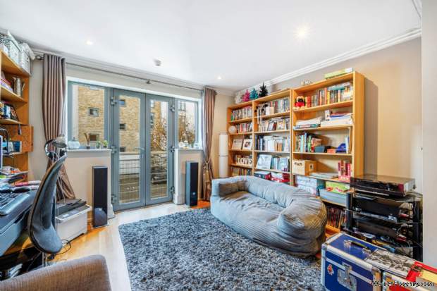 Additional Property Image 4 bedroom Terraced for sale in Brentford 4