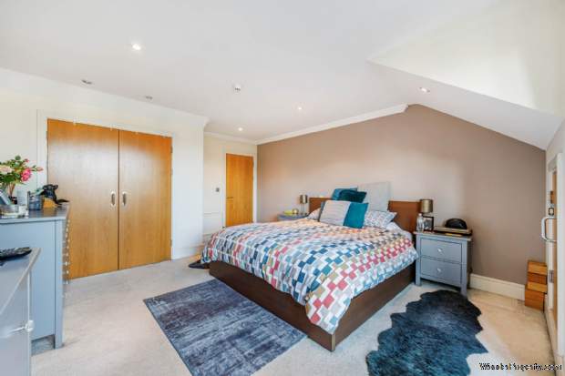 Additional Property Image 4 bedroom Terraced for sale in Brentford 14