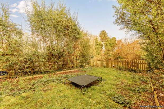 Additional Property Image 4 bedroom Terraced for sale in Brentford 9