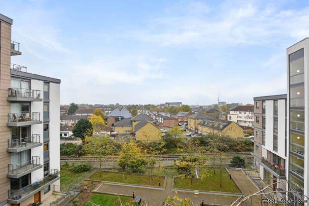 Additional Property Image 2 bedroom Apartment for sale in Brentford 9