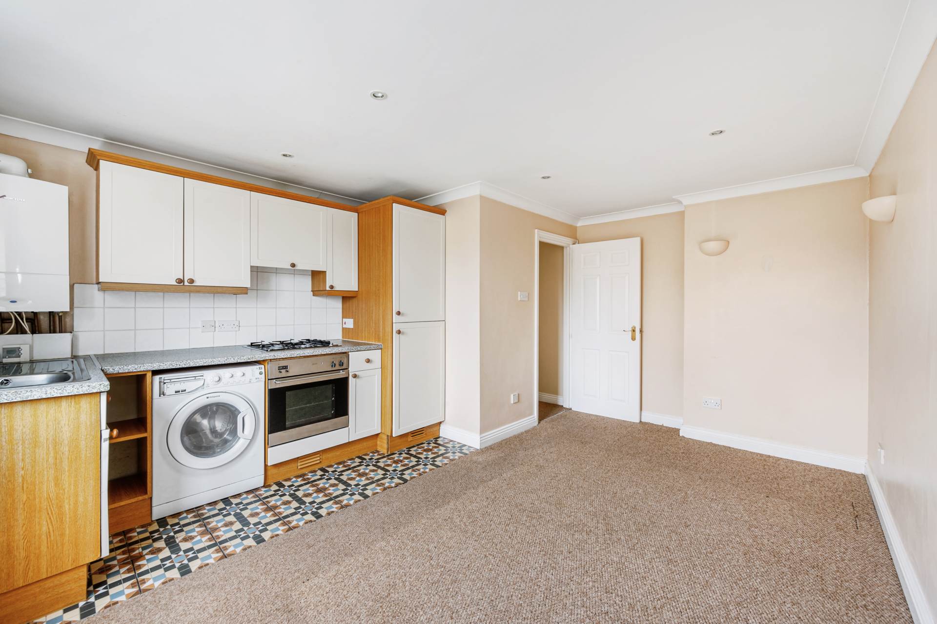 Additional Property Image 1 bedroom Apartment to rent in Isleworth 4