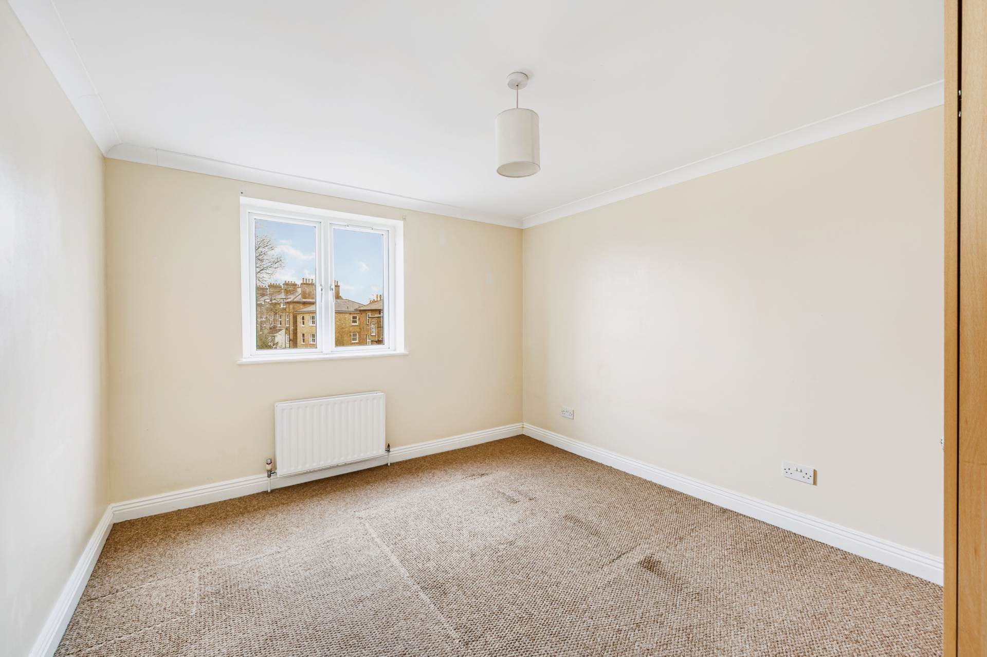 Additional Property Image 1 bedroom Apartment to rent in Isleworth 5