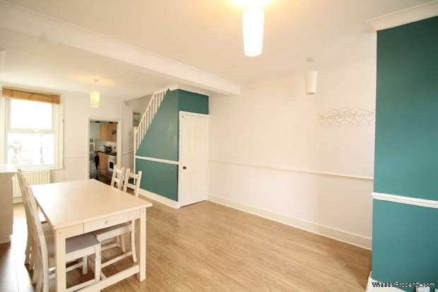 Additional Property Image 2 bedroom Terraced for sale in Brentford 2