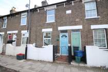2 bedroom Terraced for sale in Brentford