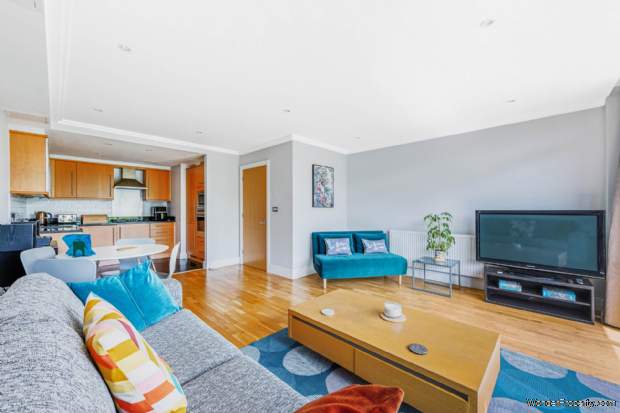 1 bedroom Apartment for sale in Brentford