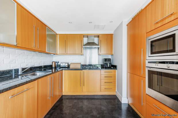 Additional Property Image 1 bedroom Apartment for sale in Brentford 7