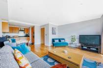 1 bedroom Apartment for sale in Brentford