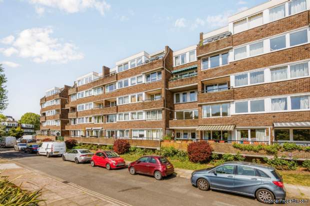 Additional Property Image 2 bedroom Apartment for sale in Brentford 5