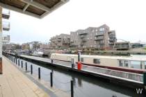 2 bedroom Apartment to rent in Brentford