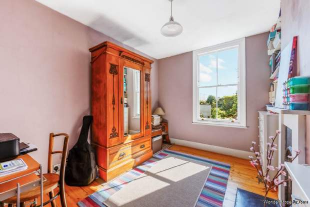 Additional Property Image 3 bedroom House for sale in Brentford 8