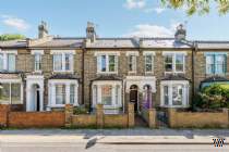 3 bedroom House for sale in Brentford