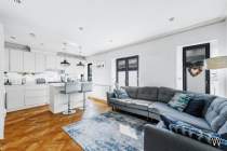 2 bedroom Apartment for sale in Brentford