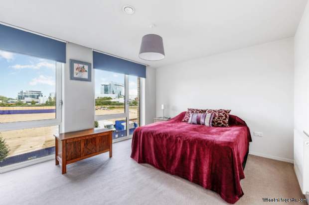 Additional Property Image 1 bedroom Apartment for sale in Brentford 6