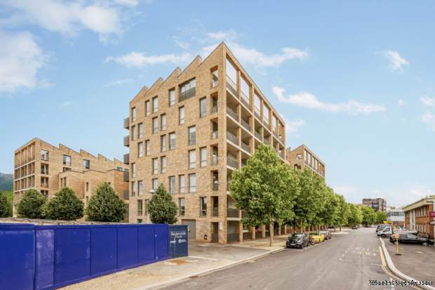 Additional Property Image 1 bedroom Apartment for sale in Brentford 10