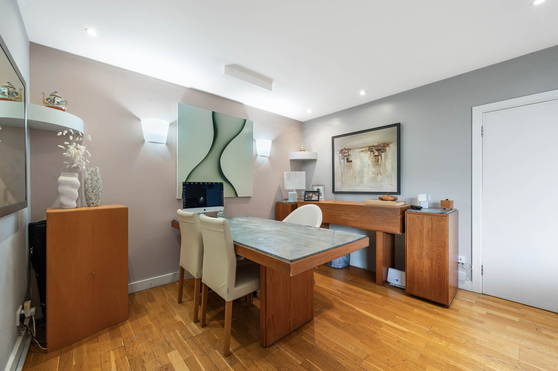 Additional Property Image 1 bedroom Apartment for sale in Brentford 6