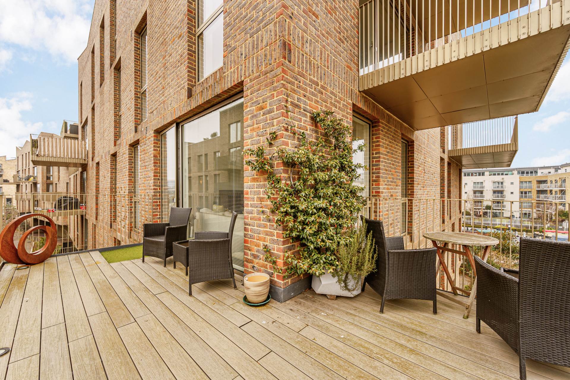 Additional Property Image 2 bedroom Apartment to rent in Brentford 6
