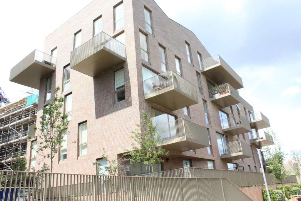 Additional Property Image 1 bedroom Apartment to rent in Brentford 2