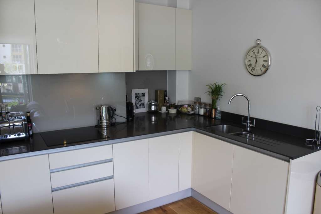 Additional Property Image 1 bedroom Apartment to rent in Brentford 8