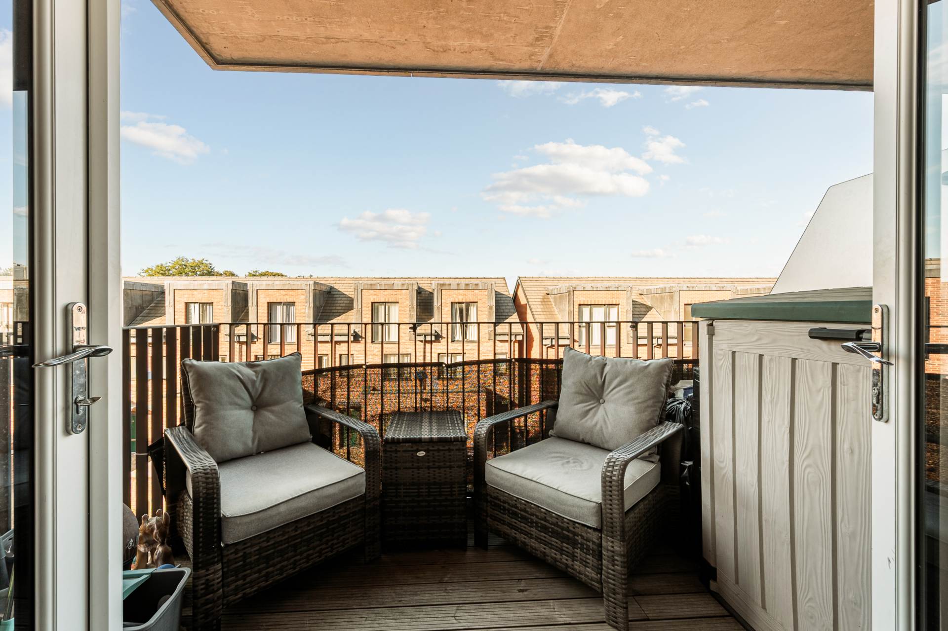 Additional Property Image 1 bedroom Apartment for sale in Brentford 7