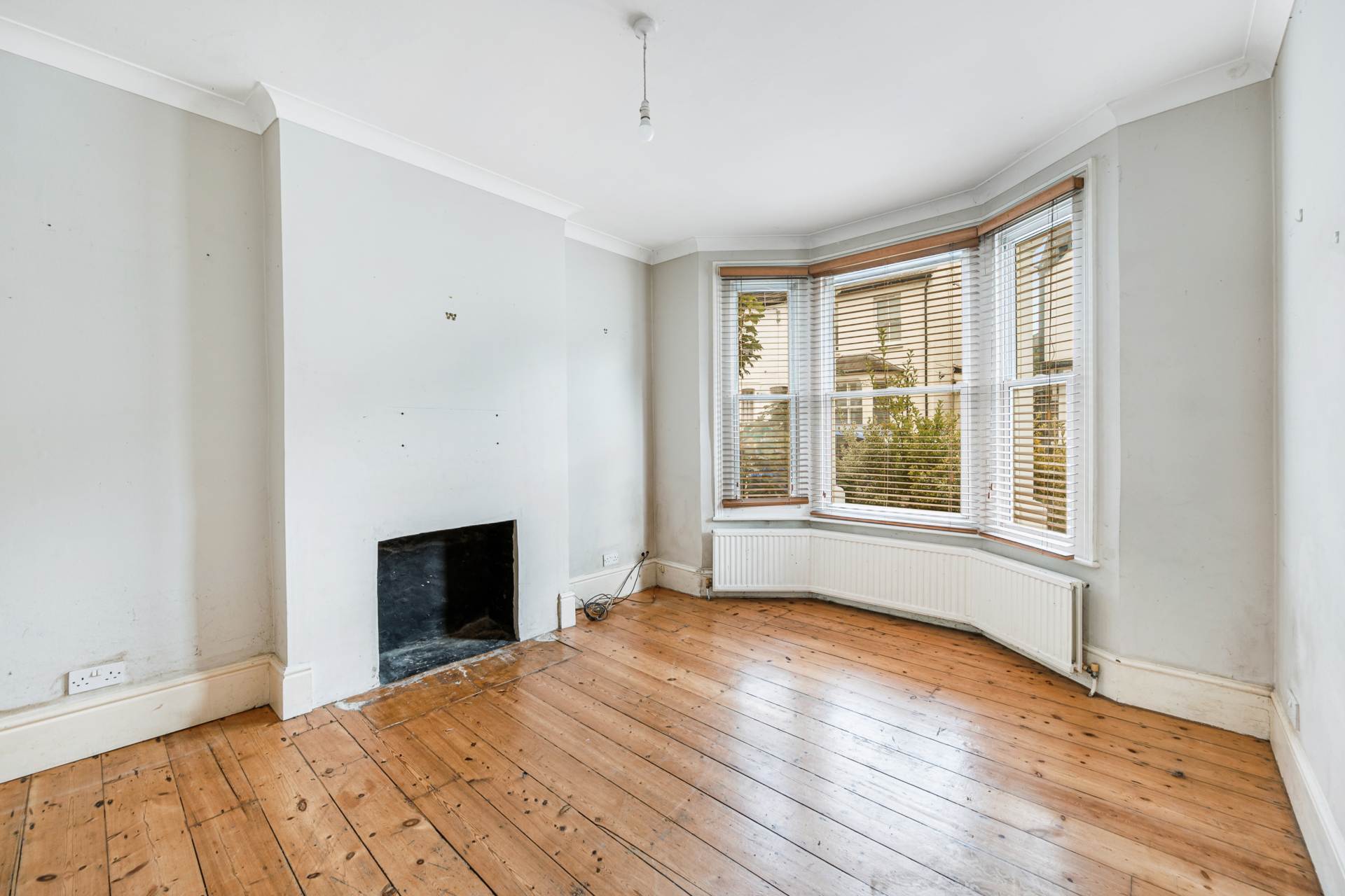 Additional Property Image 3 bedroom End of Terrace for sale in Brentford 2