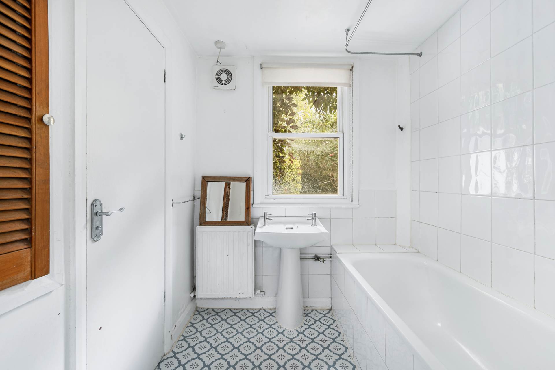 Additional Property Image 3 bedroom End of Terrace for sale in Brentford 6