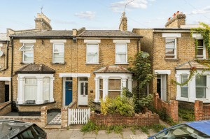 3 bedroom End of Terrace for sale in Brentford