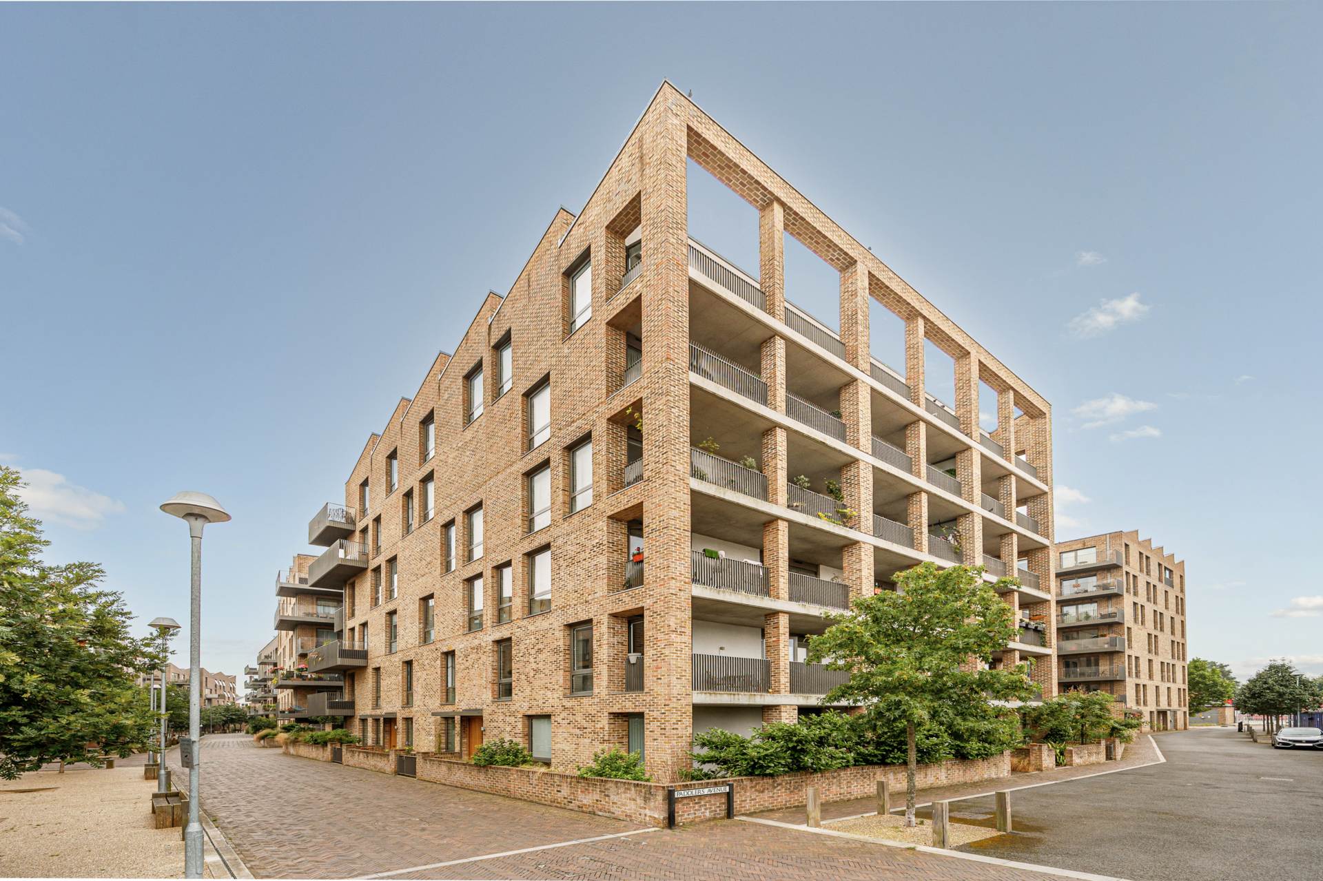 Additional Property Image 1 bedroom Apartment for sale in Brentford 2