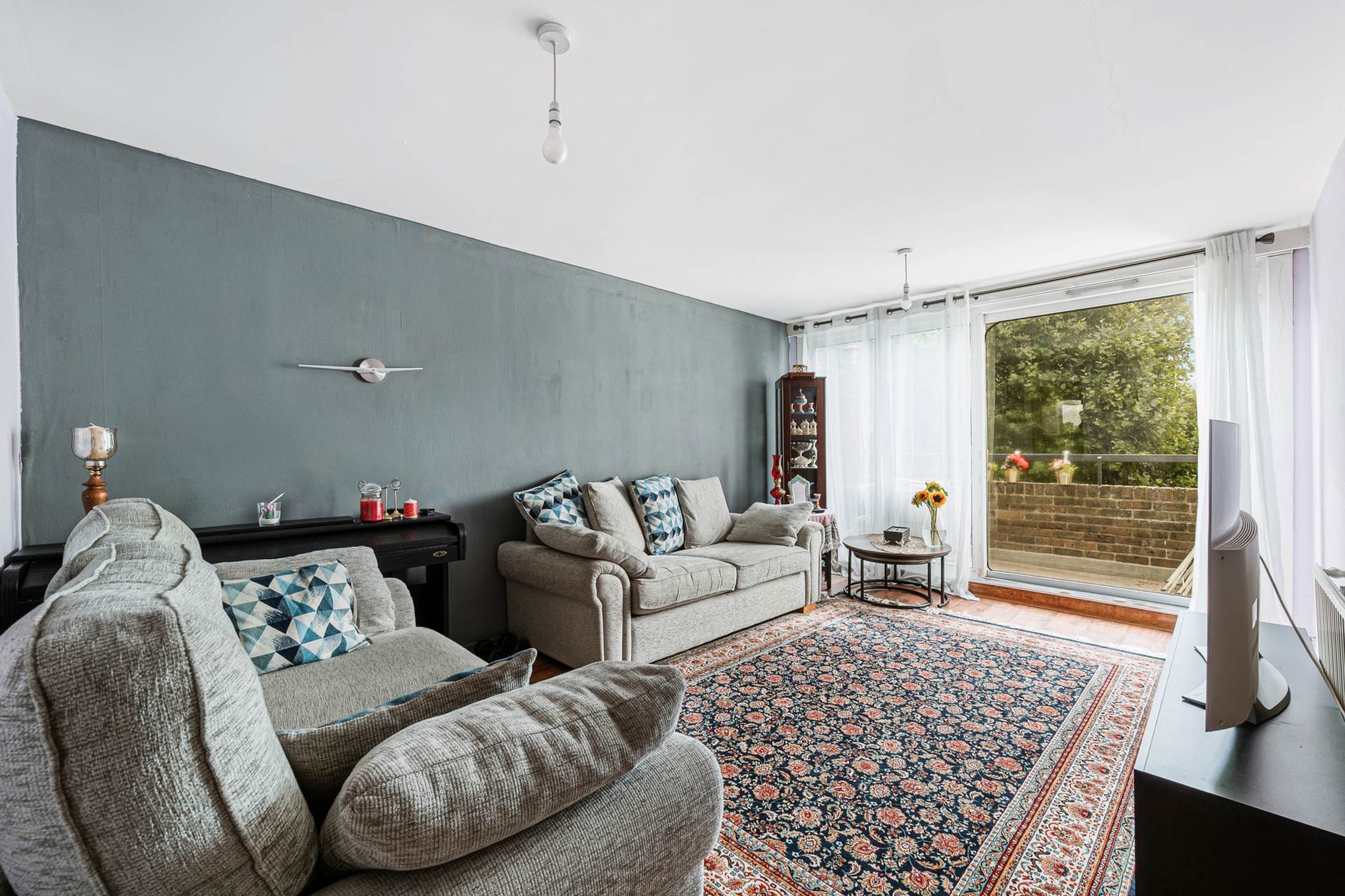 Additional Property Image 2 bedroom Apartment for sale in Brentford 4