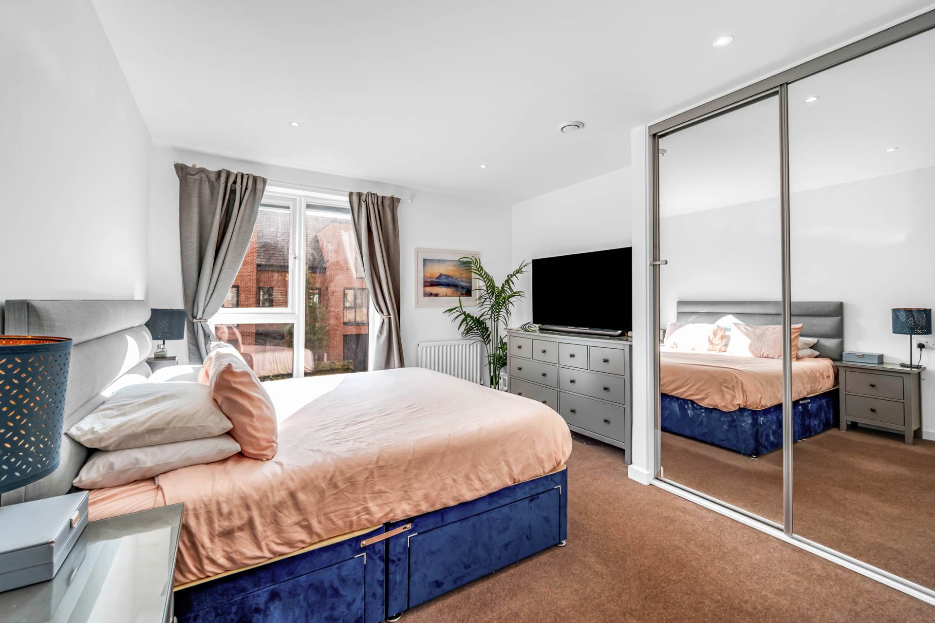 Additional Property Image 2 bedroom Apartment for sale in Brentford 6