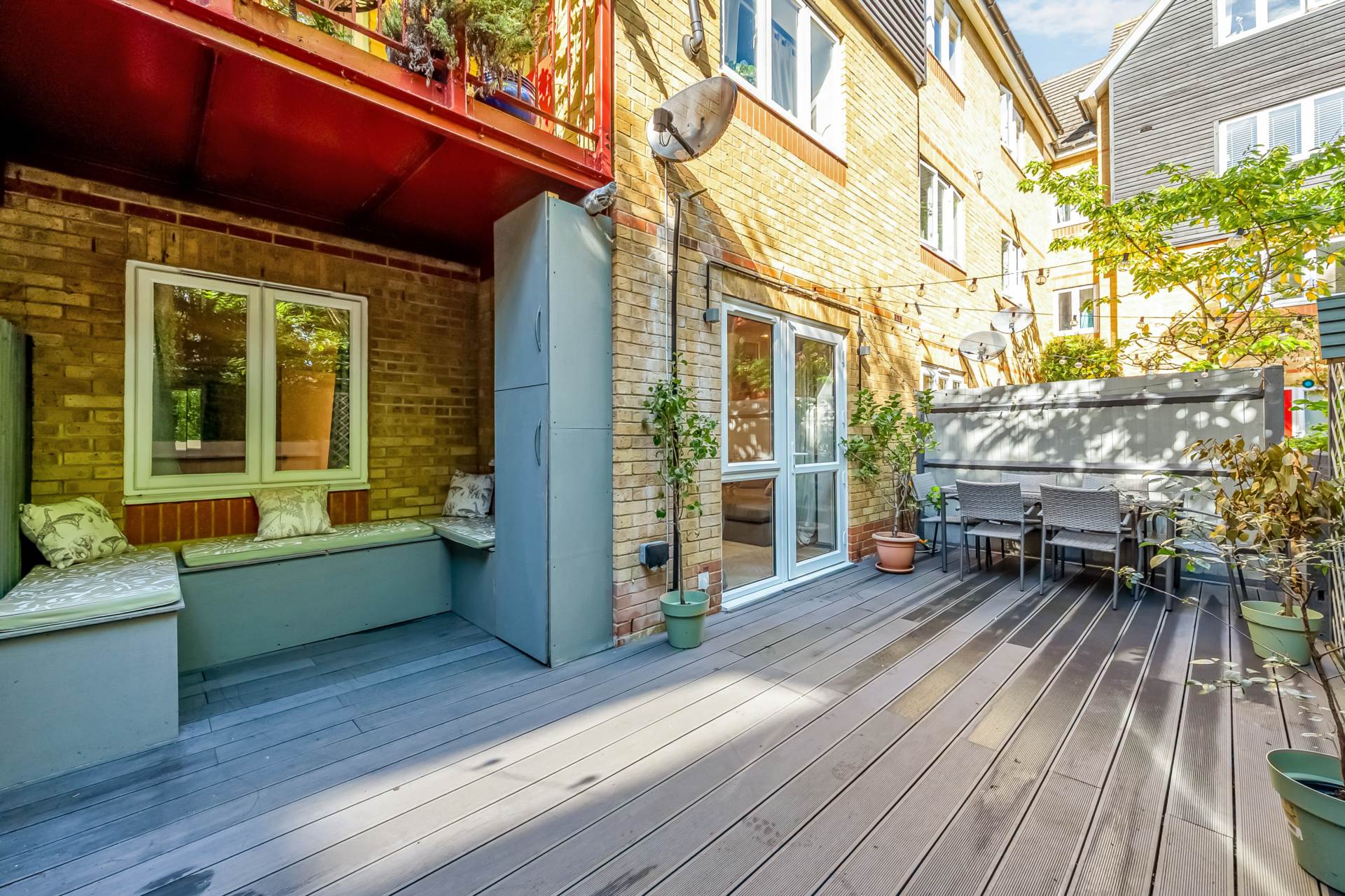 Additional Property Image 2 bedroom Apartment for sale in Brentford 2