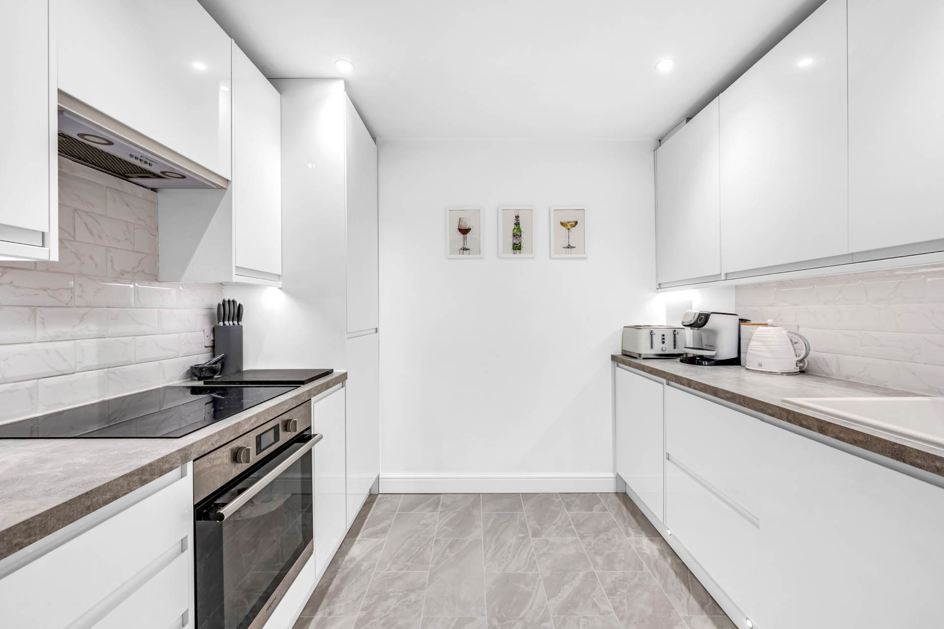 Additional Property Image 2 bedroom Apartment for sale in Brentford 5