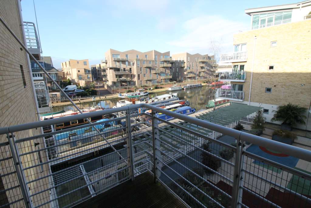 Additional Property Image 1 bedroom Apartment to rent in Brentford 2