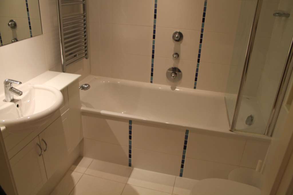 Additional Property Image 1 bedroom Apartment to rent in Brentford 4