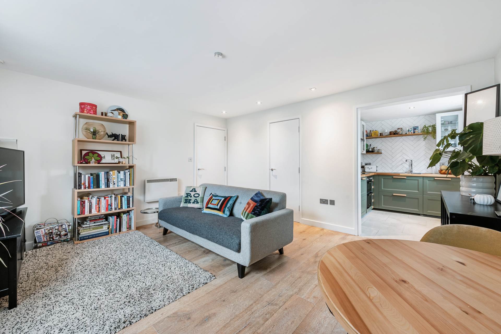 Additional Property Image 1 bedroom Apartment for sale in Brentford 5