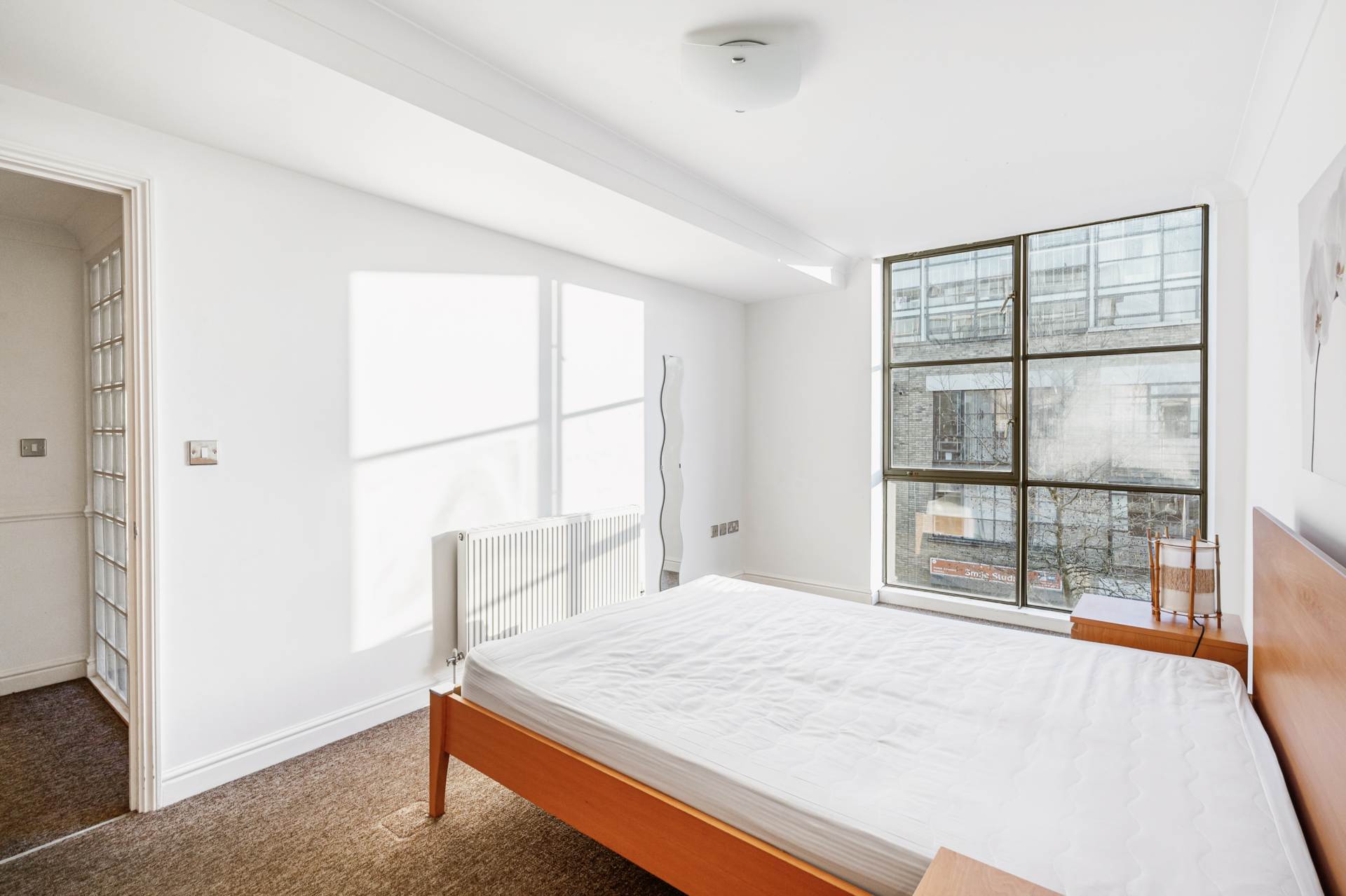 Additional Property Image 1 bedroom Apartment for sale in Brentford 8