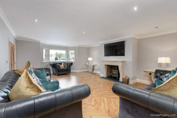 Additional Property Image 5 bedroom Detached for sale in Darlington 4
