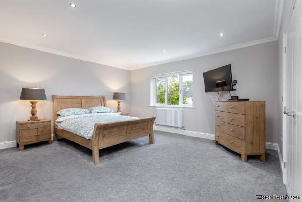 Additional Property Image 5 bedroom Detached for sale in Darlington 6