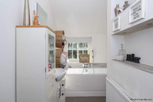 Additional Property Image 4 bedroom Detached for sale in Darlington 8