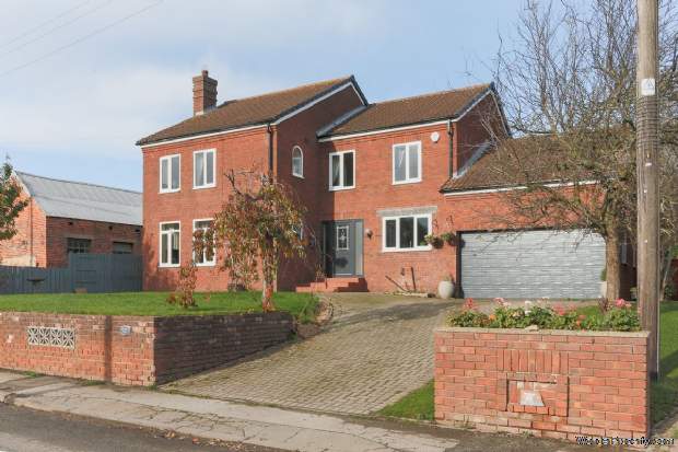 Additional Property Image 4 bedroom Detached for sale in Darlington 3